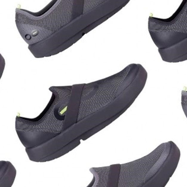 Runners World OOFOS OOmg Fibre Recovery Shoes
