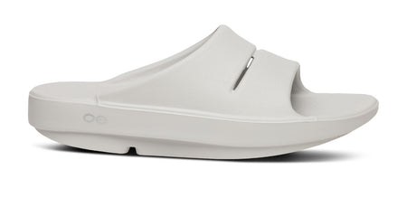 OOFOS Women's OOmega OOahh Luxe Recovery Slide Sandal - Latte