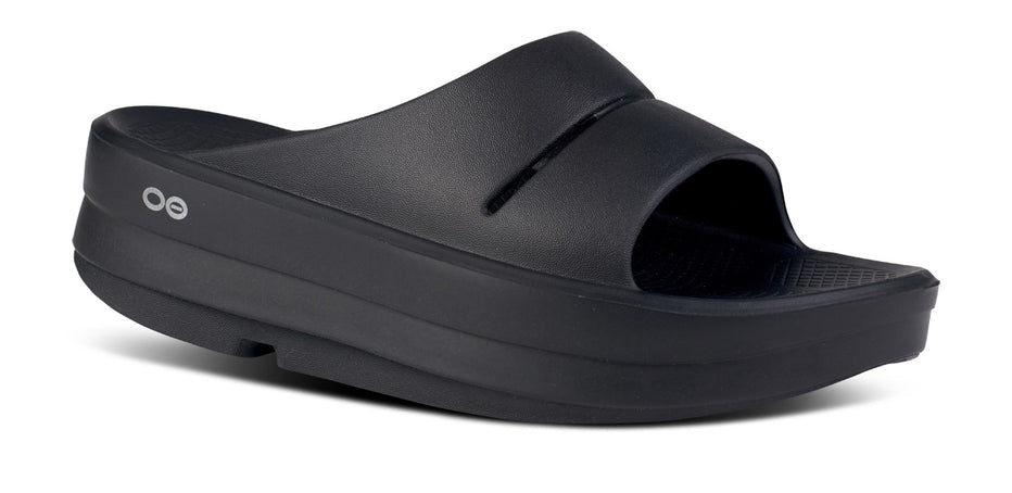 OOFOS メンズレディースOOmega OOahh ブラック 10 OOFOS Women's OOmega OOahh Recovery Slide Sandal - Black – oofos.co.uk