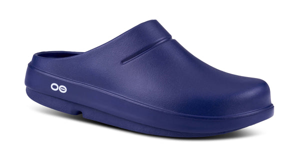 Oofos clogs sales mens