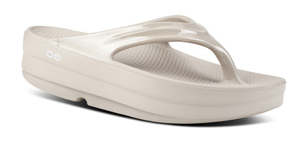 Oofos flip flops shop