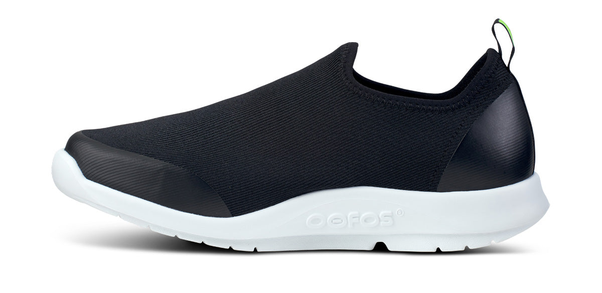 OOFOS Women's OOmg Sport Recovery Shoe White Black oofos.co.uk